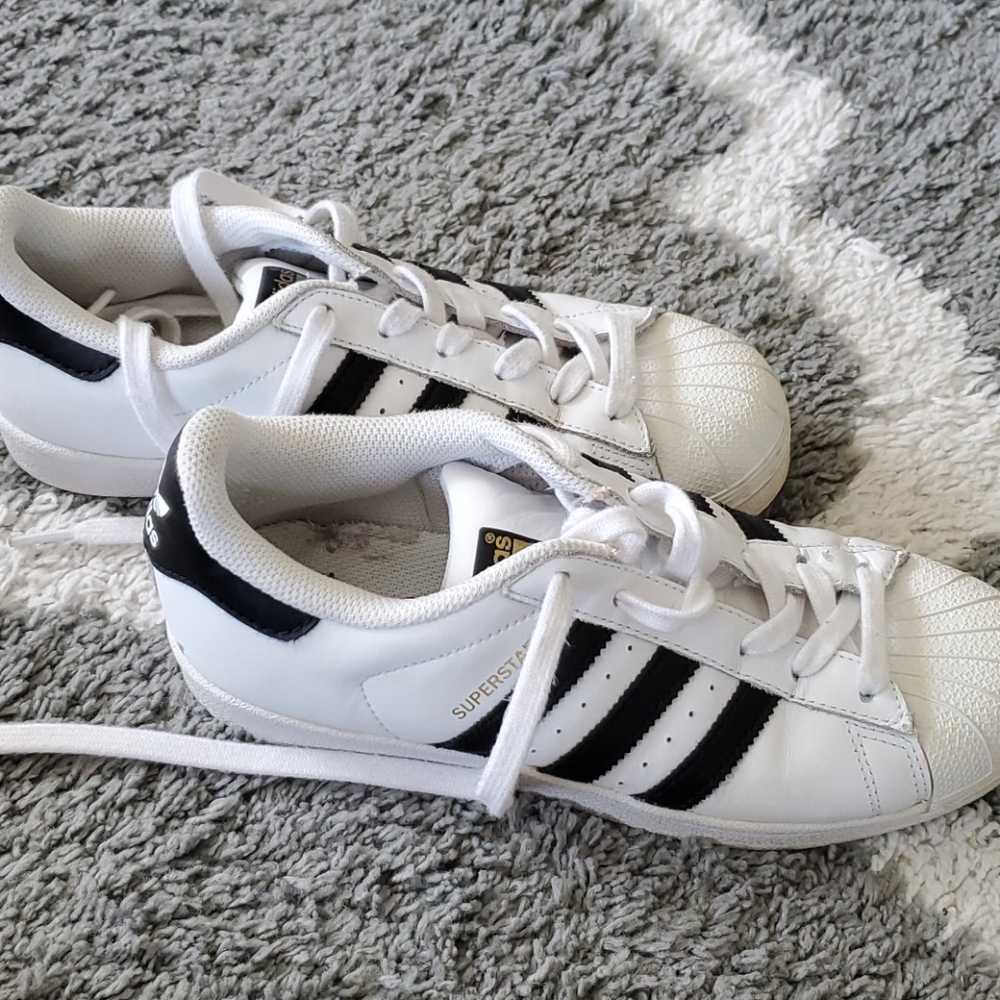 Adidas Sneakers - Picture 2 of 8